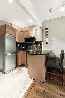 4th image of 237 E 54th St APT 4D