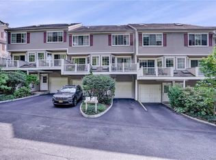 309 Park Ridge Lane, White Plains, NY 10603