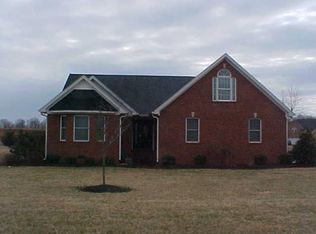 100 Lorelle Cir, Portland, TN 37148