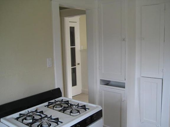 3rd image of 507 N Virginia Ct