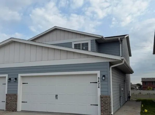 9424 W Tunis Dr, Sioux Falls, SD 57106
