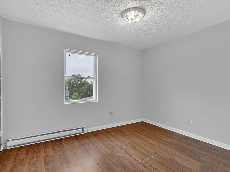 3226 Lincoln Ave — Photo 12