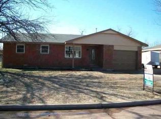 157 SW 68th St, Lawton, OK 73505