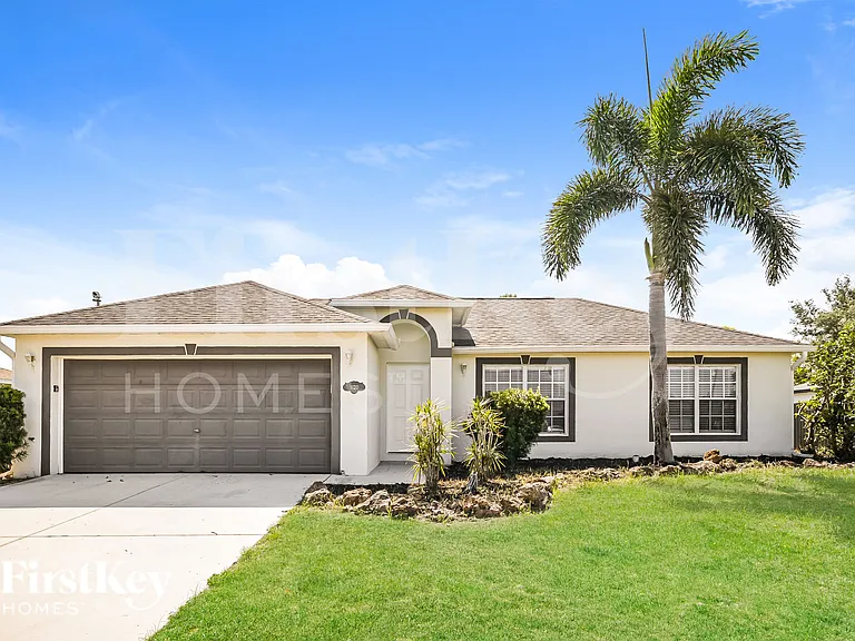1120 NW 11th Pl — Photo 1