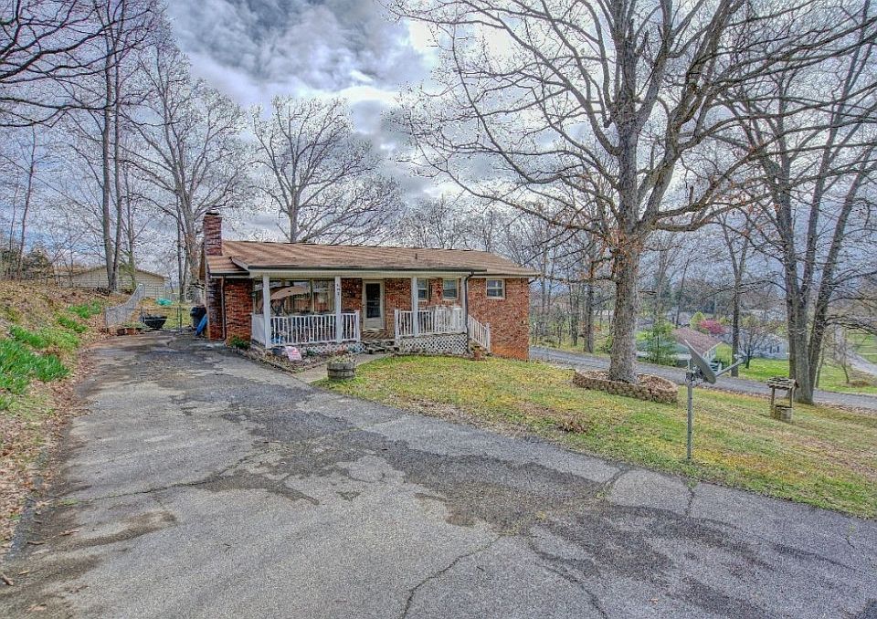 1st image of 601 Rich Drive Ext