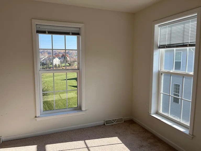 532 Rayburn Ct — Photo 14