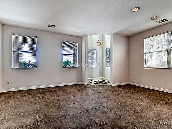 3rd image of 1160 Evergreen Cove St