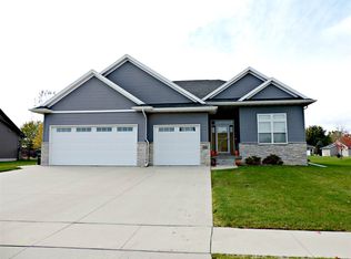4736 Yellowstone Dr, Waterloo, IA 50701
