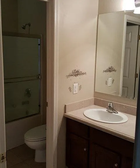 9008 Hughes Ln — Photo 8
