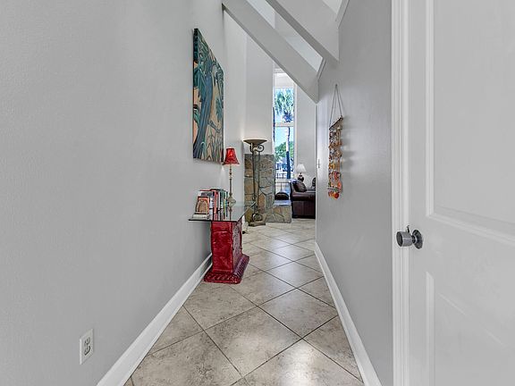 2nd image of 900 Gulf Shore Dr #3