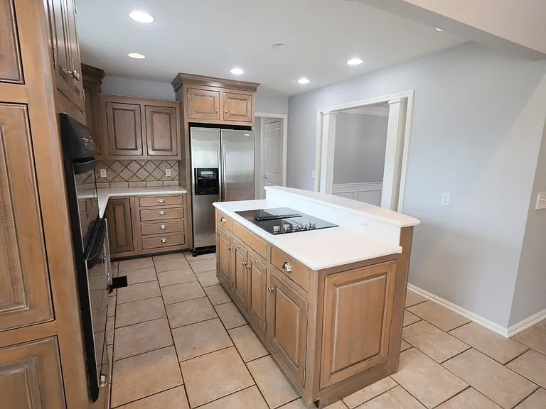 8231 Lake Terrace Dr — Photo 29