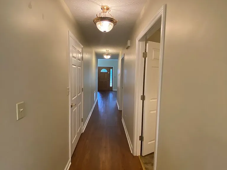 215 Francis St W — Photo 5