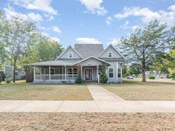 417 W Grand St, Whitewright, TX 75491