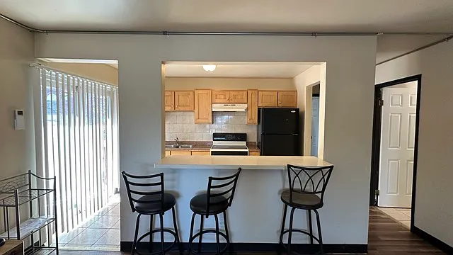 1873 N Green Ln N #2B — Photo 6