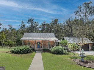 2180 Oscar Rd, White Oak, GA 31568