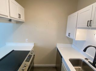 911 Geyer Ave #A, Saint Louis, MO 63104