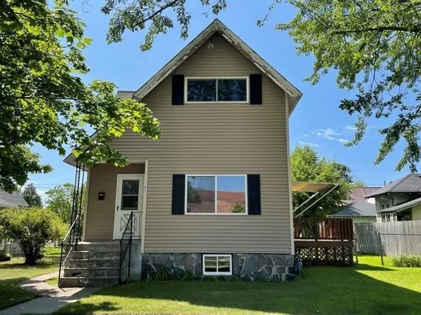 1621 Elizabeth Ave, Marinette, WI 54143