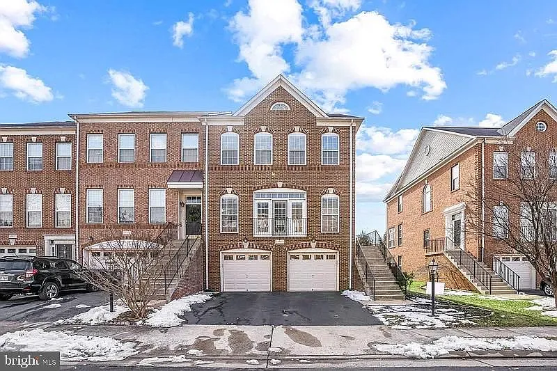 24689 Siltstone Sq