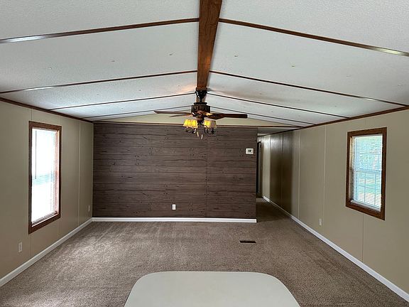 4th image of 2501 S Broadway Ave #27