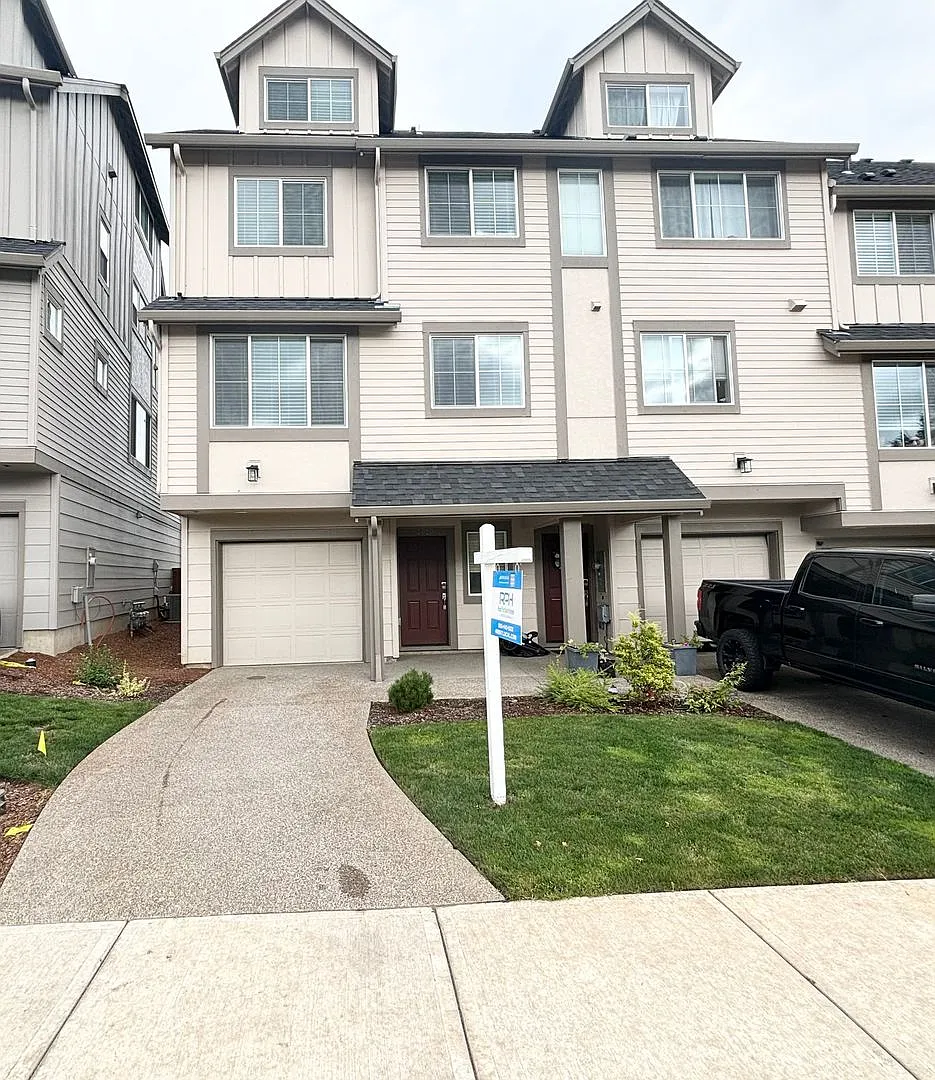 Primary Photo - 13020 SW Larkwood Pl