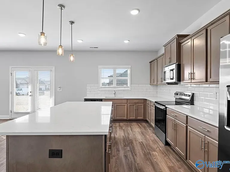 142 Ivy Vine Dr — Photo 8