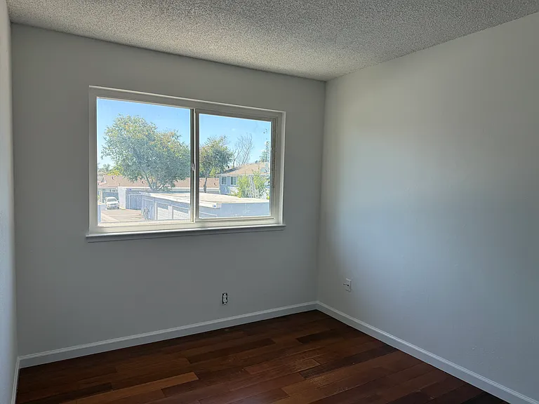 553 Balance Dr — Photo 7