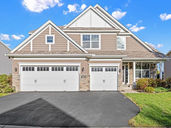 626 Eastgate Pkwy, Mahtomedi, MN 55115