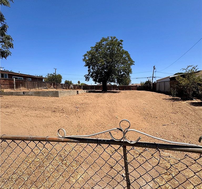 2nd image of 350 W 5th St Lot 22