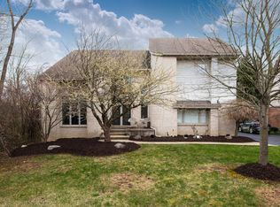 7010 Balmoral Dr, West Bloomfield, MI