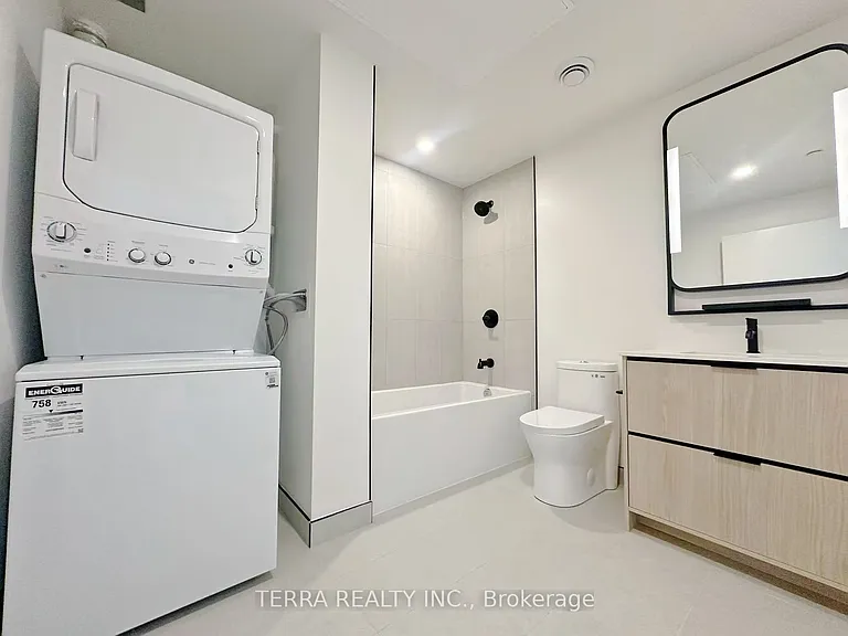 1050 Eastern Ave #626 — Photo 5