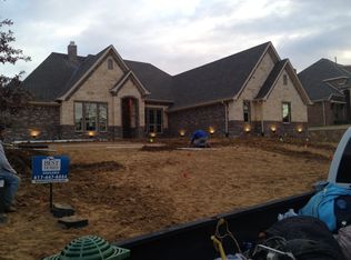 112 Woodview Ct, Burleson, TX 76028