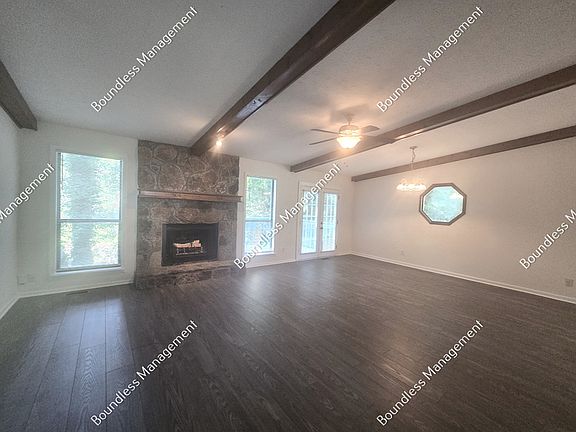2nd image of 3172 Carmel Dr