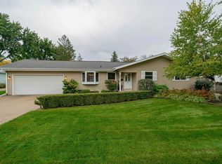 974 Baldwin St, Neenah, WI 54956