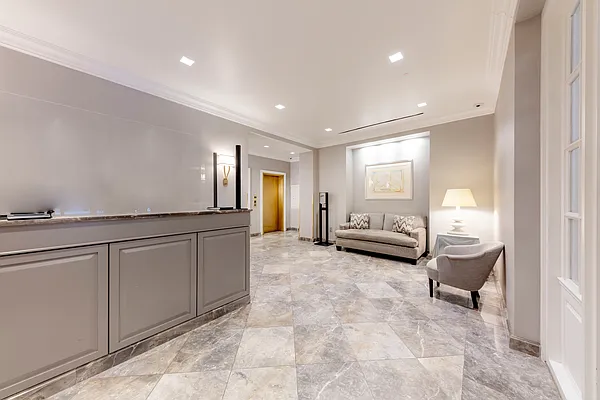 Rented by Douglas Elliman | media 22