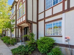 72 Village Dr, Morristown, NJ 07960