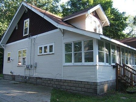 2nd image of 3120 Glendale St