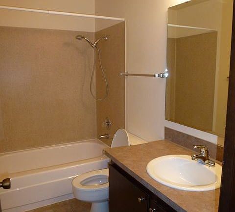 3rd image of 6568 4th Ave NE APT 25