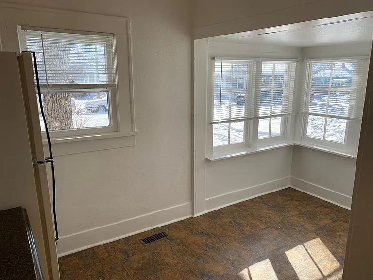 1701 W Kiowa St — Photo 6