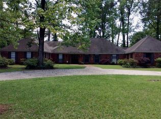 122 Golfview Ln, Covington, LA 70433