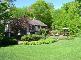 6530 Bayview Dr, Excelsior, MN 55331