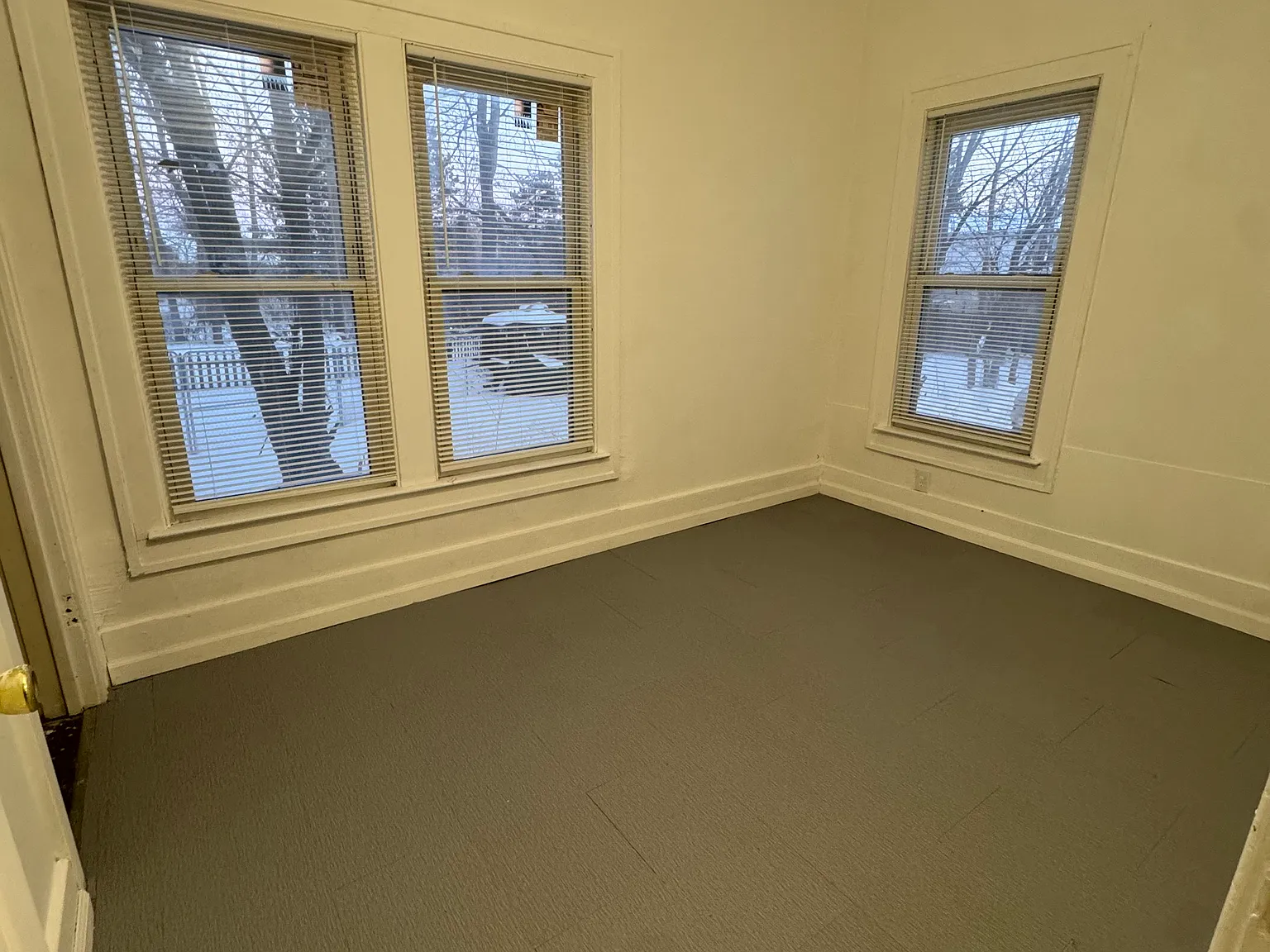 2 bed, 1200 sqft, $1,200 — Photo 4
