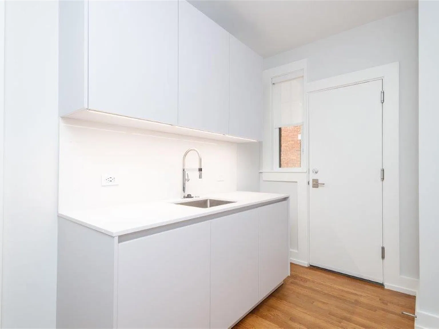 19 Forest St — Photo 2