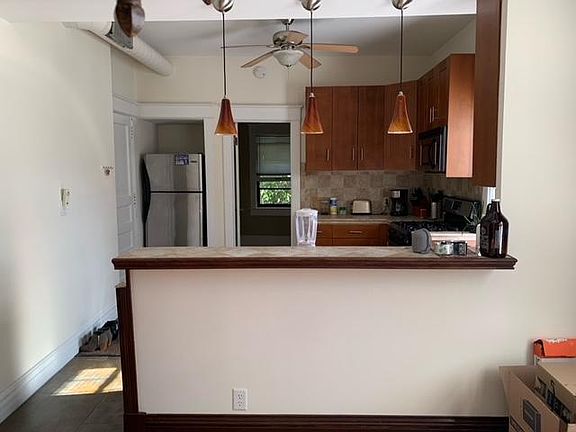 2nd image of 644 Dayton Ave APT 3