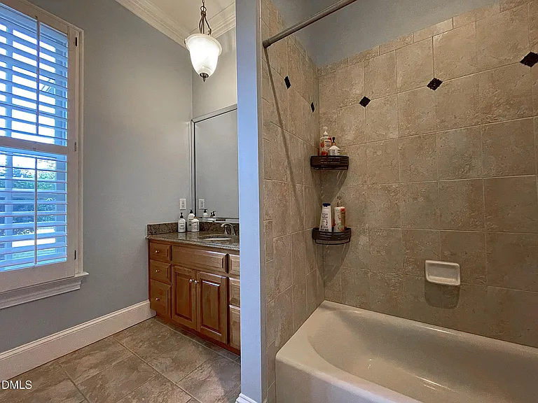 2112 Brassfield Rd — Photo 17