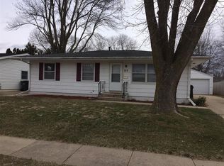 213 Drexel Dr SW, Cedar Rapids, IA 52404