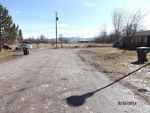 4th image of 105 Peterson Pl