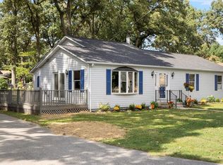 222 Magothy Rd, Pasadena, MD 21122