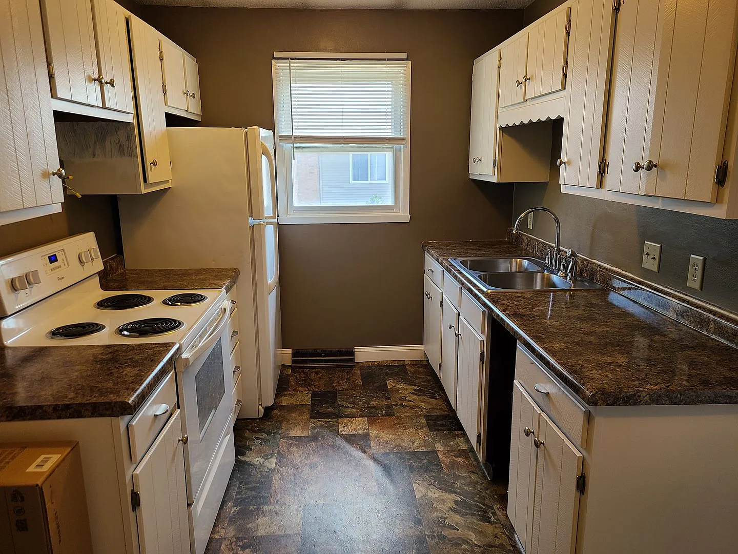 4932 DuBois Dr — Photo 3