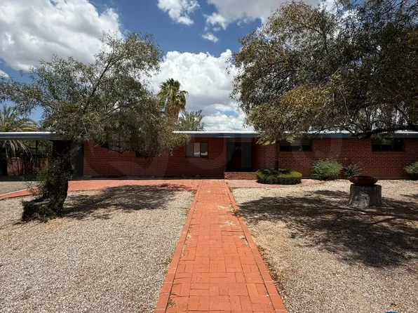 6761 E Opatas St, Tucson, AZ 85715