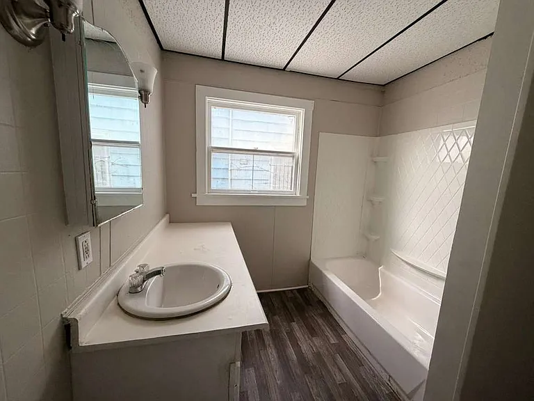 1063 Norwood Ave #1 — Photo 18